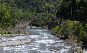 نهر فارتينا دارسي في ريزا