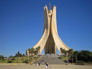 السياحة في الجزائر تتميز اجمل المناطق السياحية في الجزائر بالإضافة إلى اهم المعالم السياحية في الجزائر العاصمة
