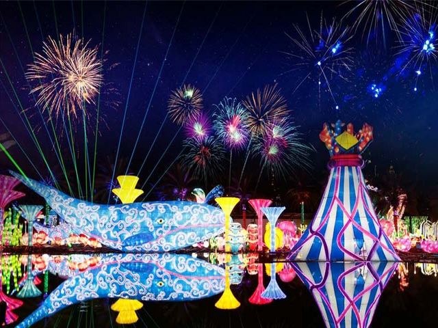 Dubai Garden Glow
