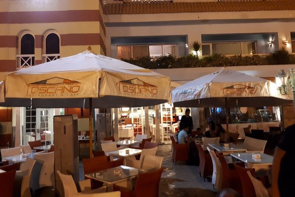 مطاعم في العين السخنة