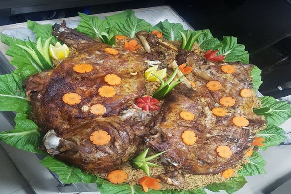مطعم الاوبرج ام القيوين