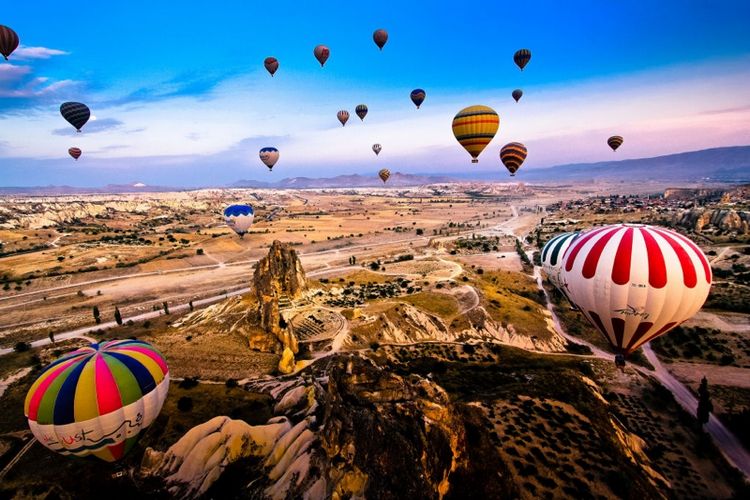 اين تقع كابادوكيا في تركيا