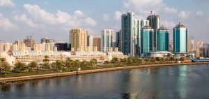 فندق بمسبح خاص في الشارقه