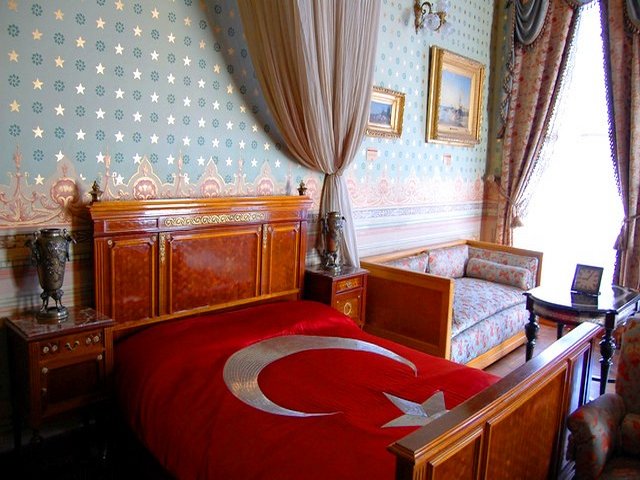 Dolmabahce Palace in Istanbul