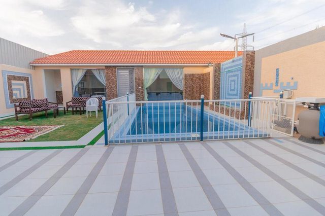 هل تبحث عن شاليه غرب الرياض بسعر اقتصادي واقامة جميلة. شاليهات نبراس تقدم لك خياراً مثالياً