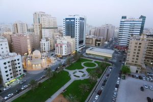 افضل شقق فندقية الشارقة 4 نجوم لراغبي الإقامة الراقية والإطلالة الساحرة والاستقلالية التامة