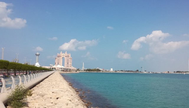 things to do in Abu Dhabi for free