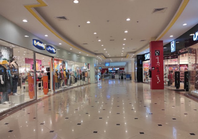 Ajman shopping malls - shopping malls in Ajman