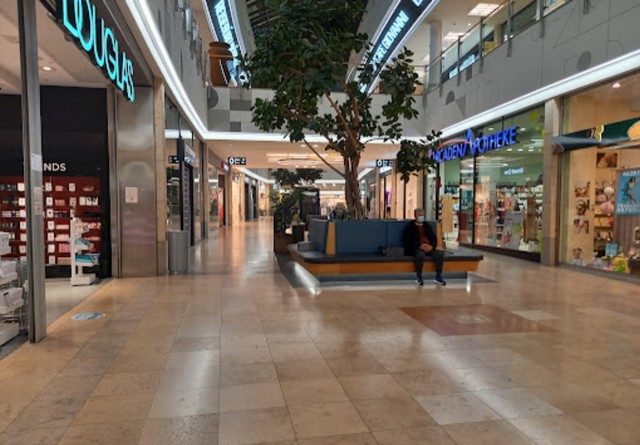 Schonhauser Allee Arcaden Mall Berlin