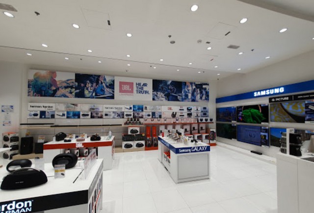 Dubai Outlet Mall