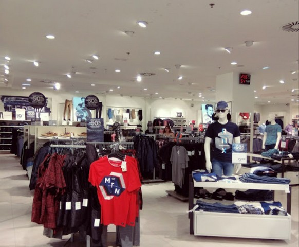 Shopping Centre El Ingenio
