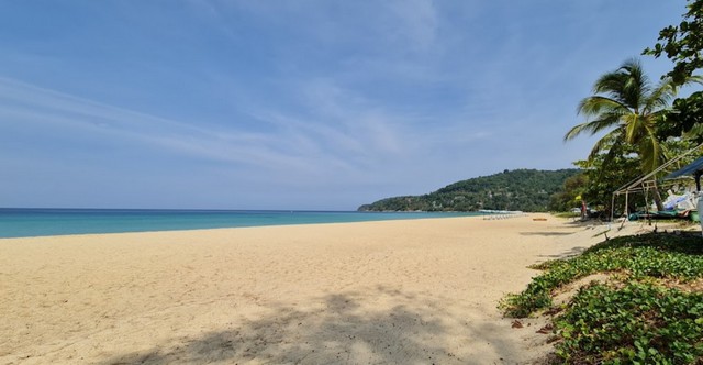Karon Park Beach