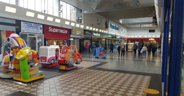 Leeds shopping centers