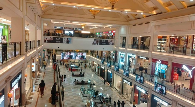 DLF Emporio Shopping Center New Delhi