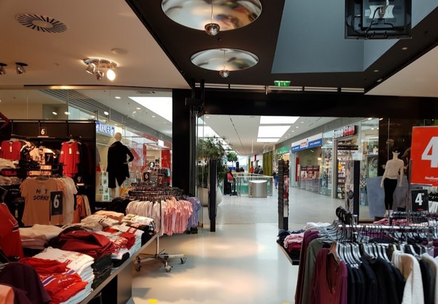 Forum 1 Shopping Center Salzburg
