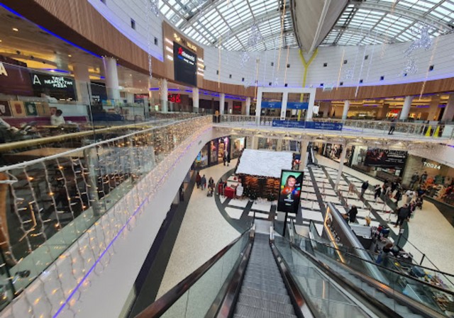 Leeds shopping malls
