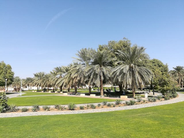 famous parks in Al Ain