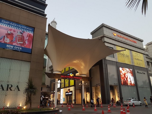 famous shopping malls in Mumbai