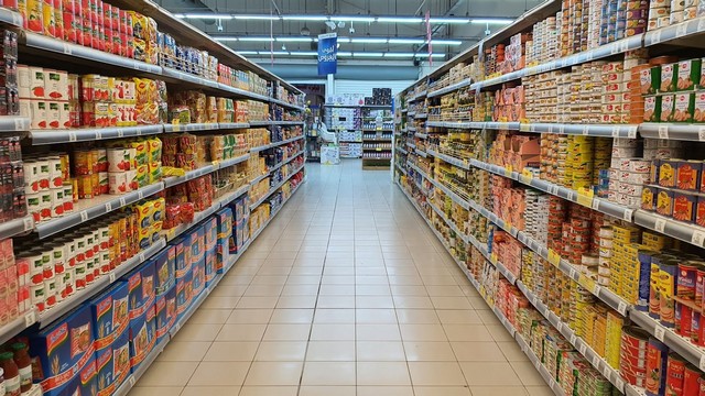 Al Yasmeen Mall in Riyadh