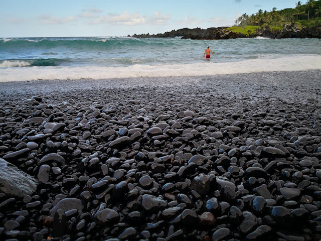 Black Sand Beach Hawaii