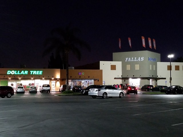 Compton Towne Center in Los Angeles