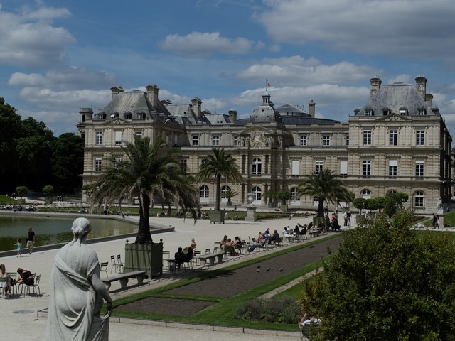 Champ de Mars Park in Paris
