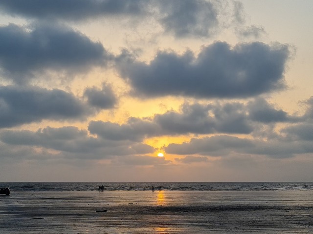 Gorai Beach