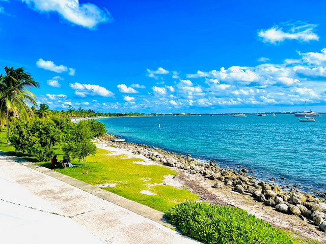 Hobie Island Beach Park