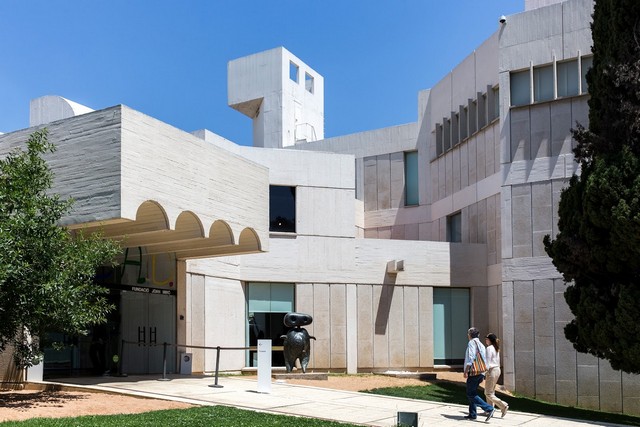 famous attractions in Barcelona
