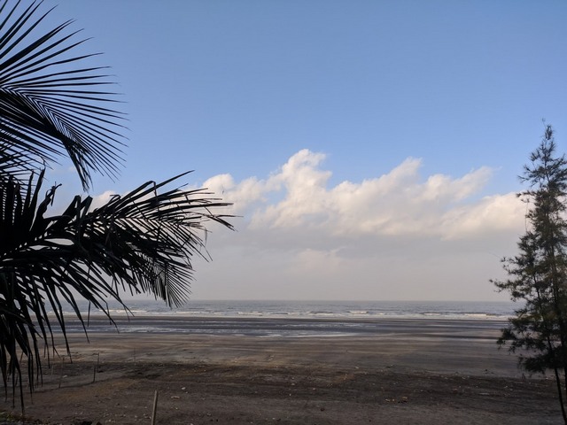 famous beaches in Mumbai
