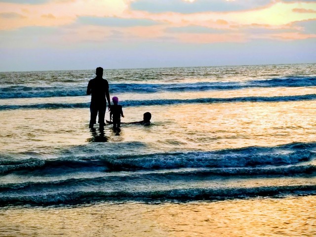 Kalamb Beach