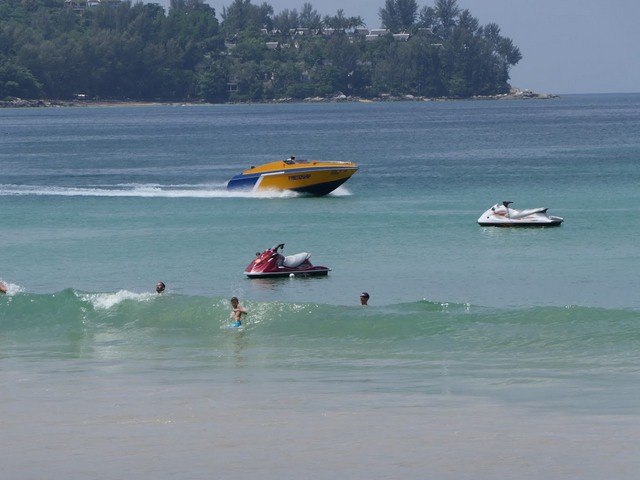 شاطئ كامالا - Kamala Beach