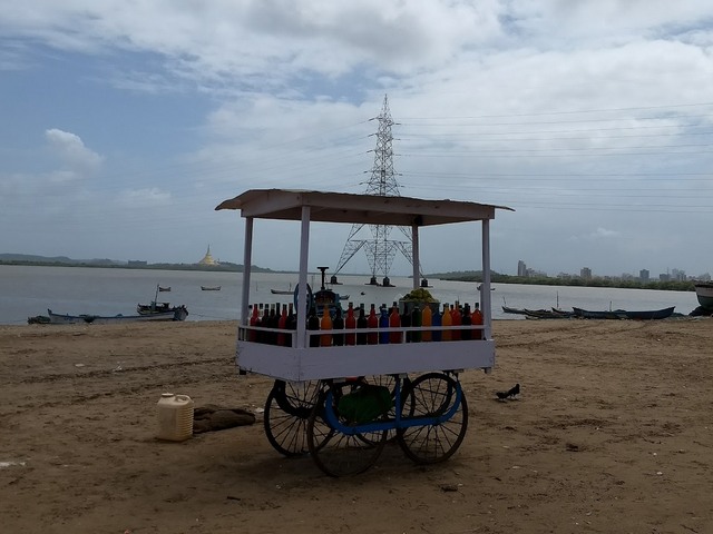 Marve Beach Mumbai