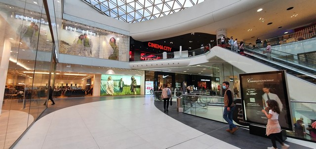 shopping mall in Bucharest