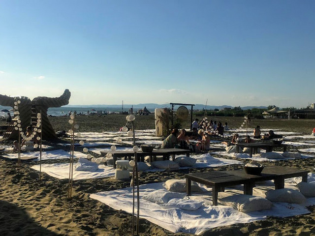 Singita Miracle Beach Rome