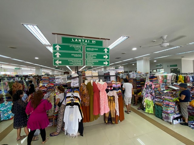 Sukawati Art Market