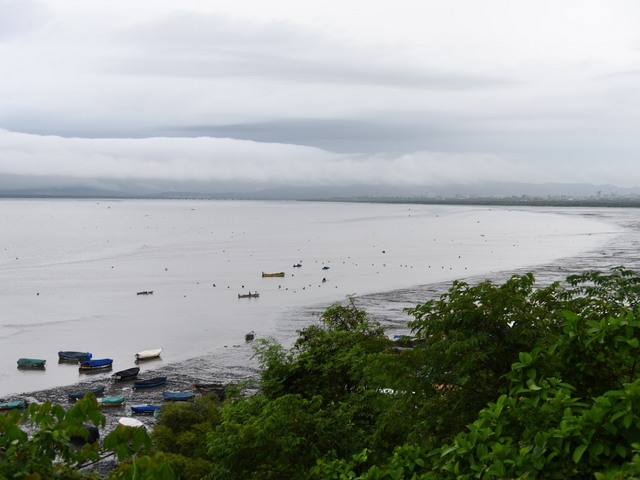 Uttan Beach