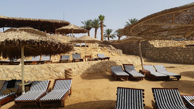 شاطئ الفنار في شرم الشيخ