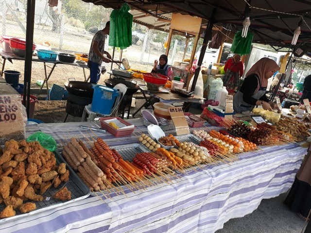 Ayer Hangat Friday Night Market