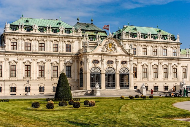 famous landmarks in Vienna