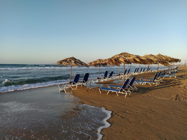 beaches in Crete