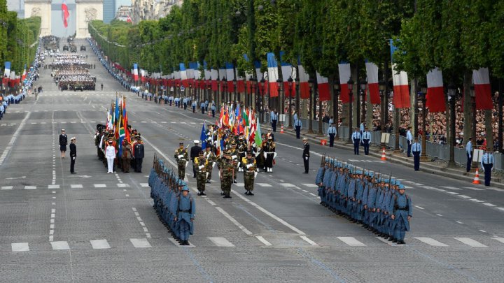 Champs Elysees Street Paris