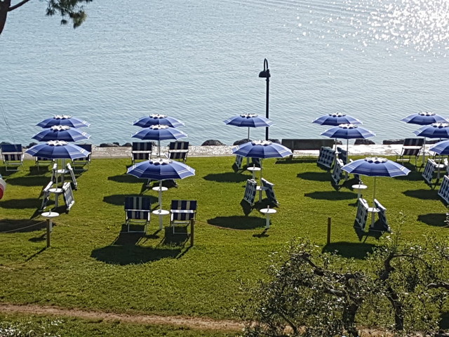 Galeazzi Beach Sirmione - شاطئ جالياتزي سيرموني