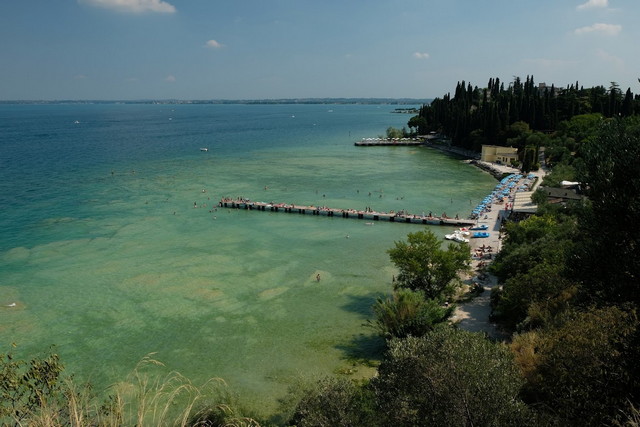 Lido Delle Bionde Beach Sirmione - شاطئ ليدو ديلي بيوندي