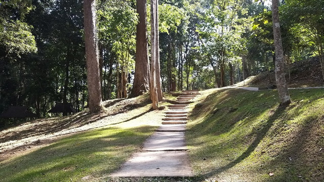 Mae Ya Waterfall