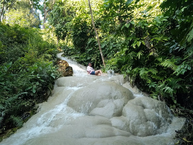 best waterfalls in chiang mai