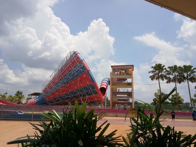 Bangi Wonderland Water Park in Selangor