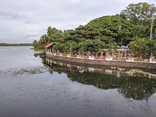 Biyyam Kayal Park