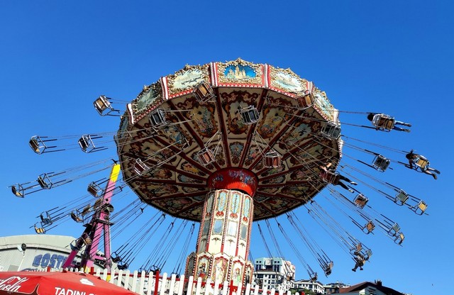 Bostanci Amusement Park Istanbul