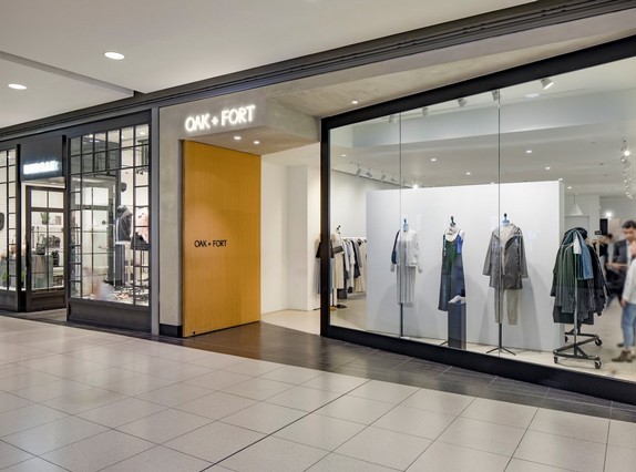 Toronto Eaton Centre Address